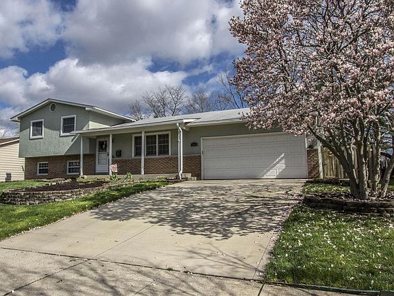 5th image of 532 Cherrington Ct