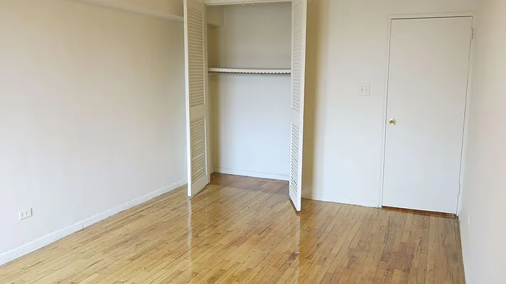 Rented by Smart NY Realty LLC | media 16