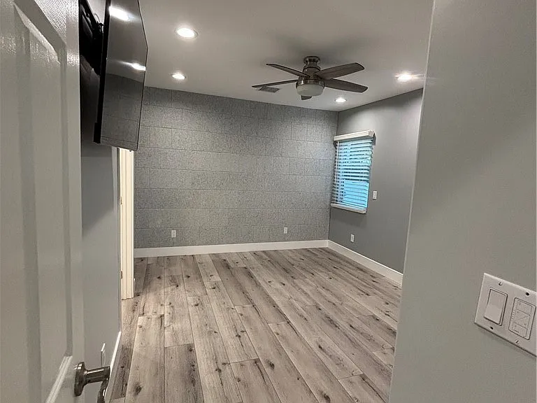 6250 Aura Ave — Photo 37