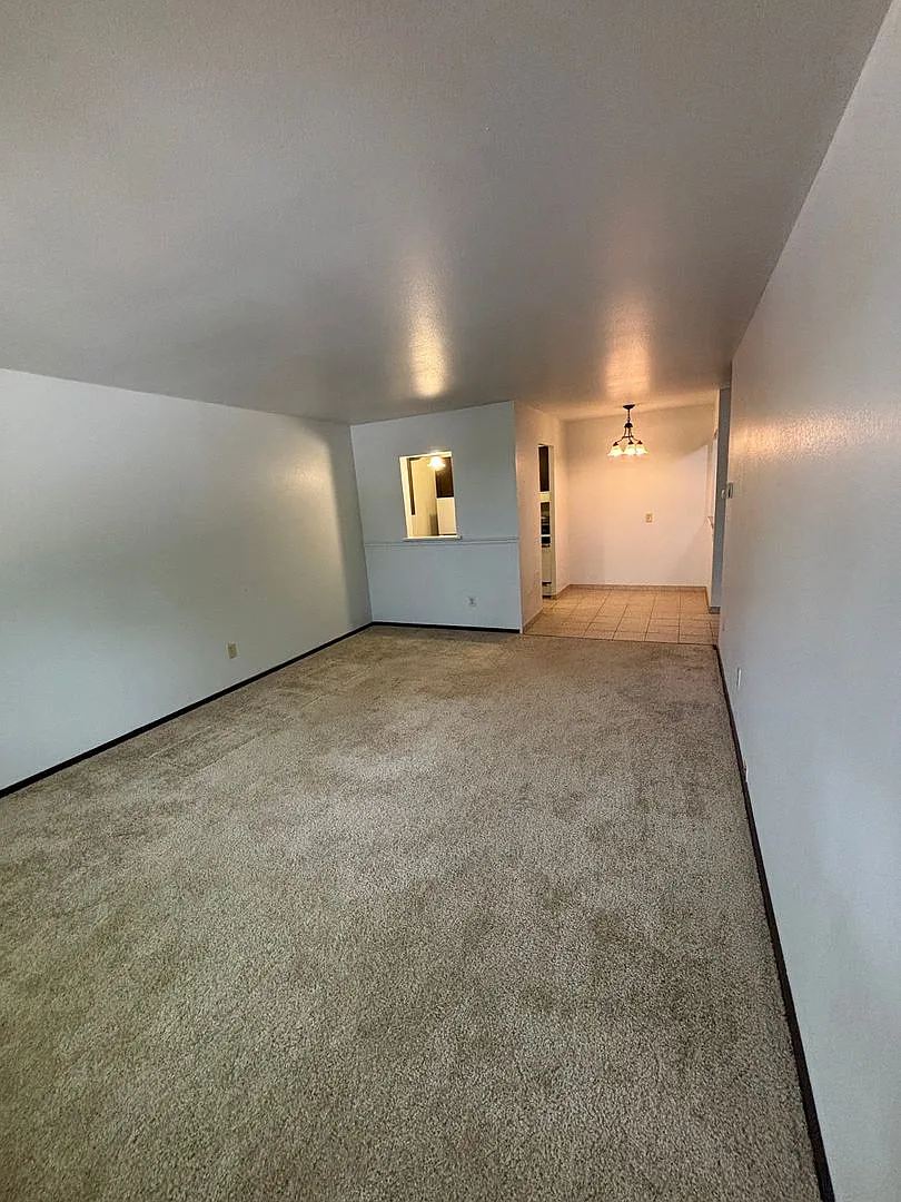 10628 W Dakota St. — Photo 2