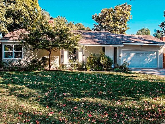 3rd image of 5516 Matilija Ave