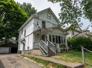 17 Iroquois St, Rochester, NY 14609