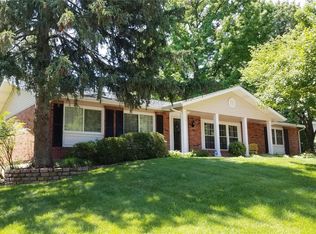 37 Forestvale Dr, Chesterfield, MO 63017