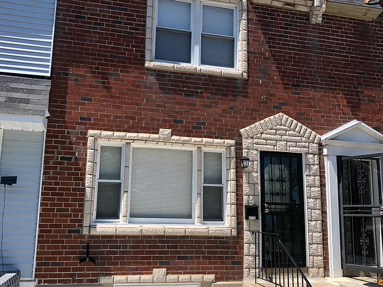 6725 Regent St — Photo 3
