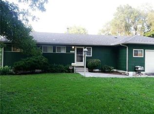 10722 Sycamore Ter, Kansas City, MO 64134