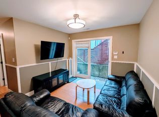 5712 Holland St #BASEMENT, Vancouver, BC