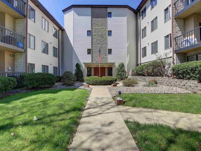 1022 Hickory Hill Ct #U9, Clinton, IA, 52732