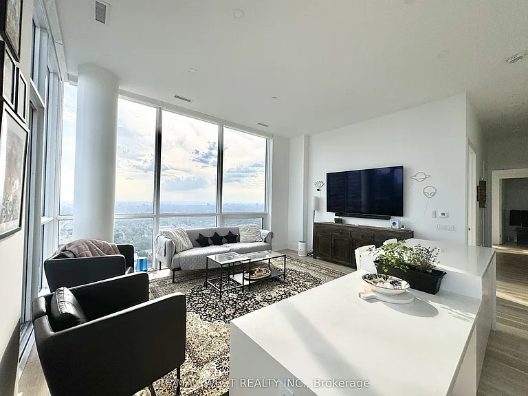 39 Roehampton Ave #4603 — Photo 7