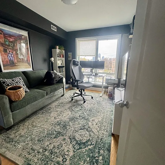 15 Guild St #205 — Photo 8