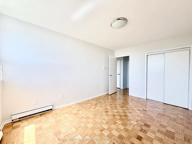 525 Eglinton Ave E #804 — Photo 14
