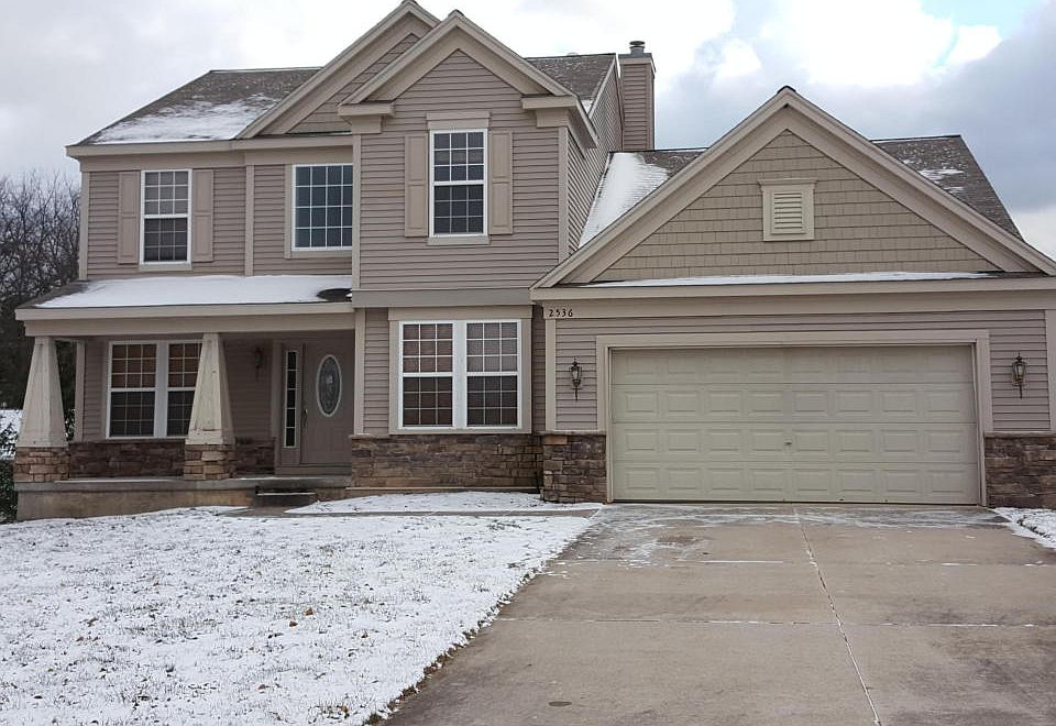 1st image of 2536 Black Horse Dr NE