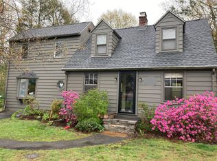 831 College Rd, Orange, CT 06477