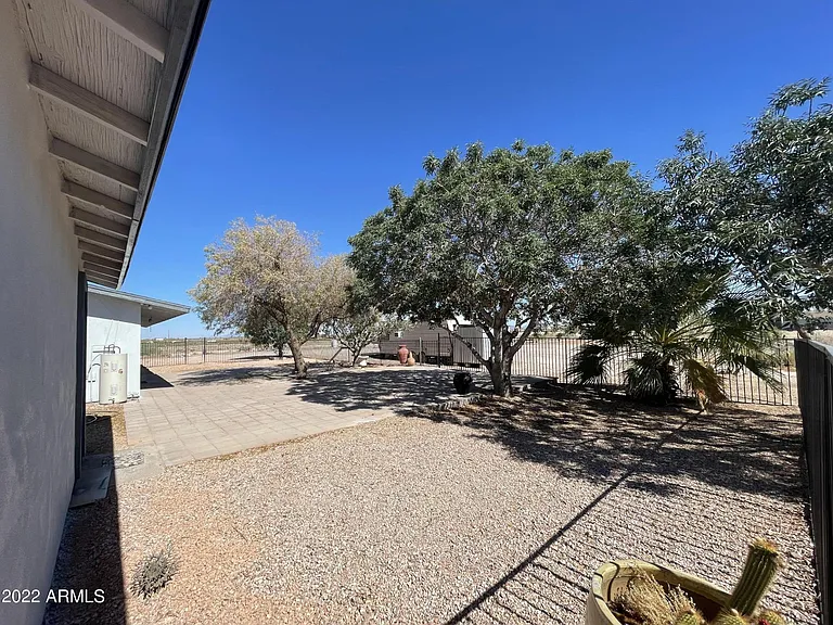 36449 W Buckeye Rd — Photo 16