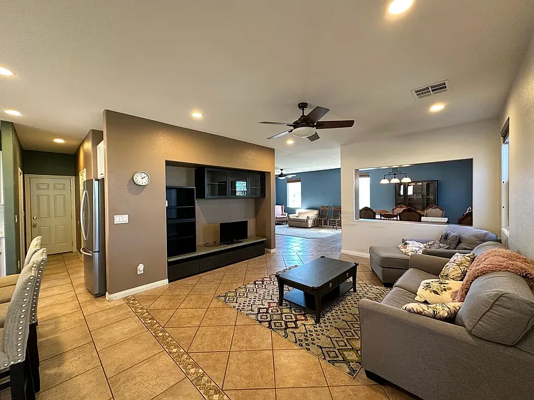 1380 Haven Green Ct — Photo 9