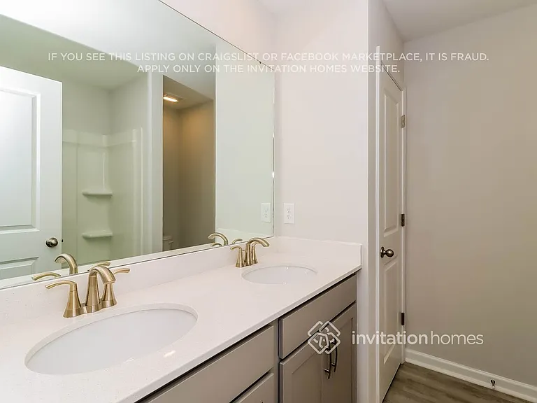 1704 C M Human Ct — Photo 13