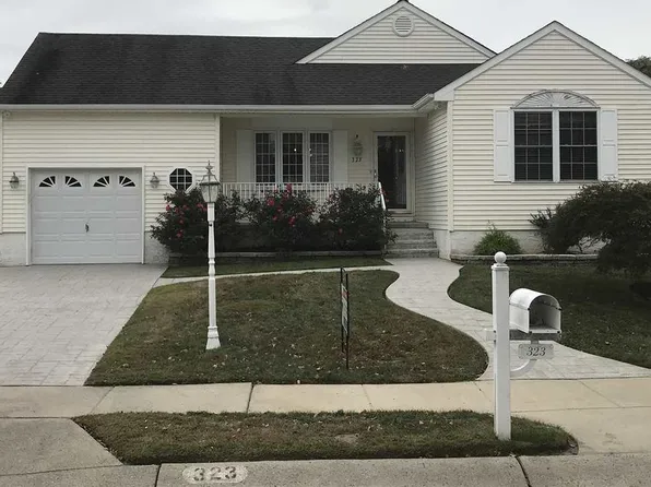323 Superior Rd, Egg Harbor Township, NJ 08234