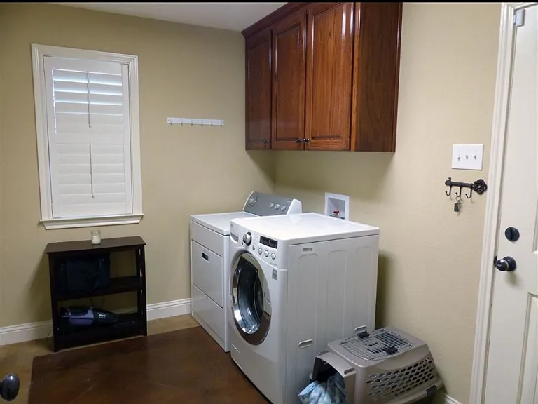 14 N Shore Cir — Photo 12