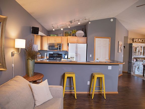 5th image of 2394 N Mackenzie Dr