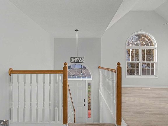 3rd image of 4244 Akins Ridge Ln