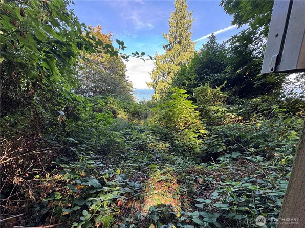 11002 Vashon Highway SW, Vashon, WA 98070