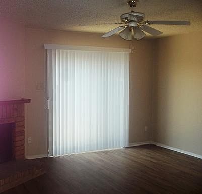 2nd image of 112 Allencrest Dr APT C