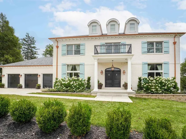 1217 Lions Ave, Morgantown, WV 26505