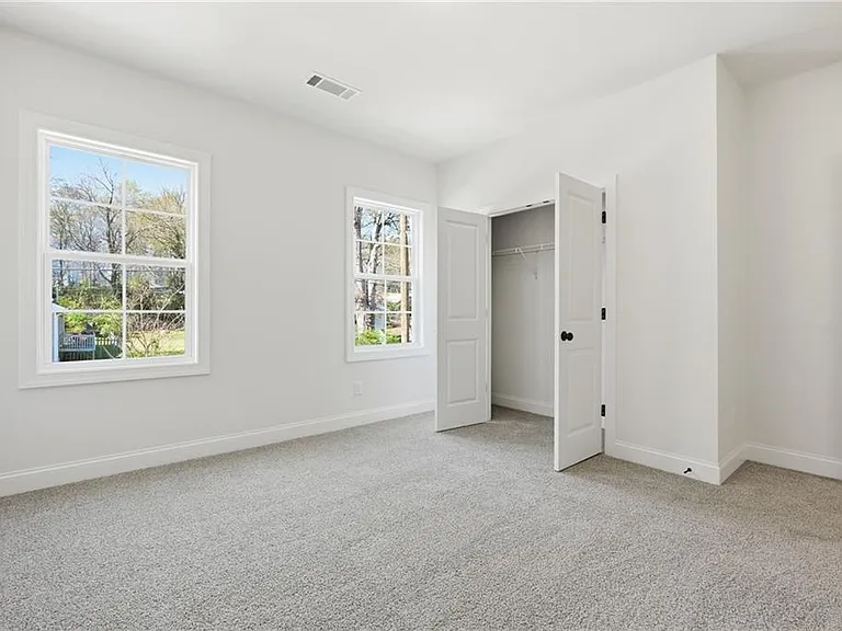120 Poplar St — Photo 21