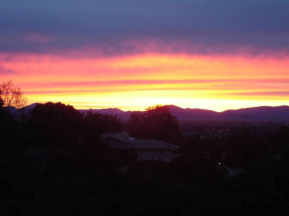 2nd image of 5817 Soledad Rd