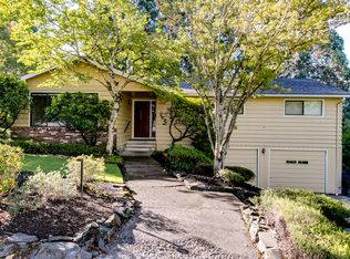 1216 E 29th Pl, Eugene, OR 97403