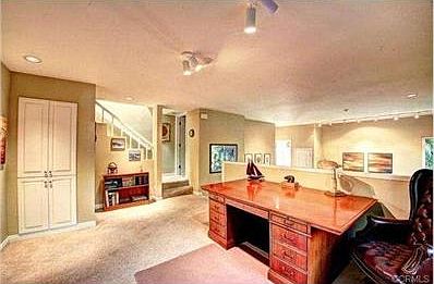 Office or dining area multi functional space