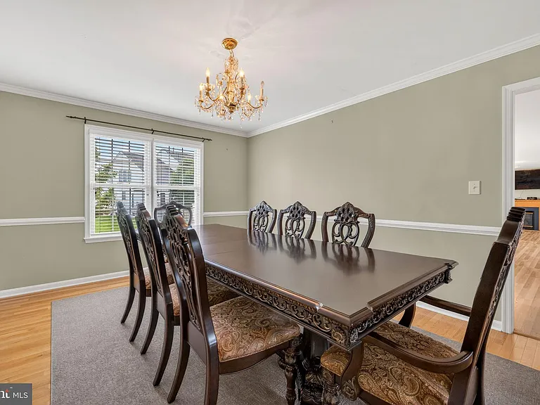 33 Wild Rose Dr — Photo 5