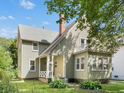 5 Coombs Rd, Worcester, MA, 01602