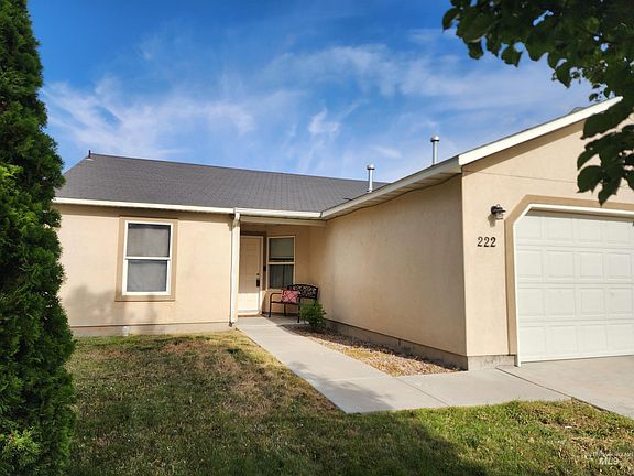 2nd image of 222 Middlepark Way