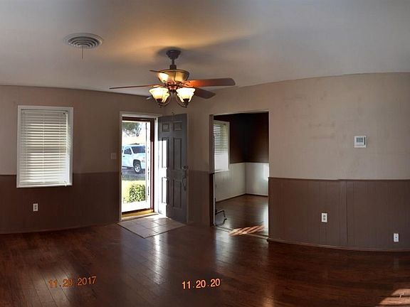 3rd image of 616 W Louisa Ave