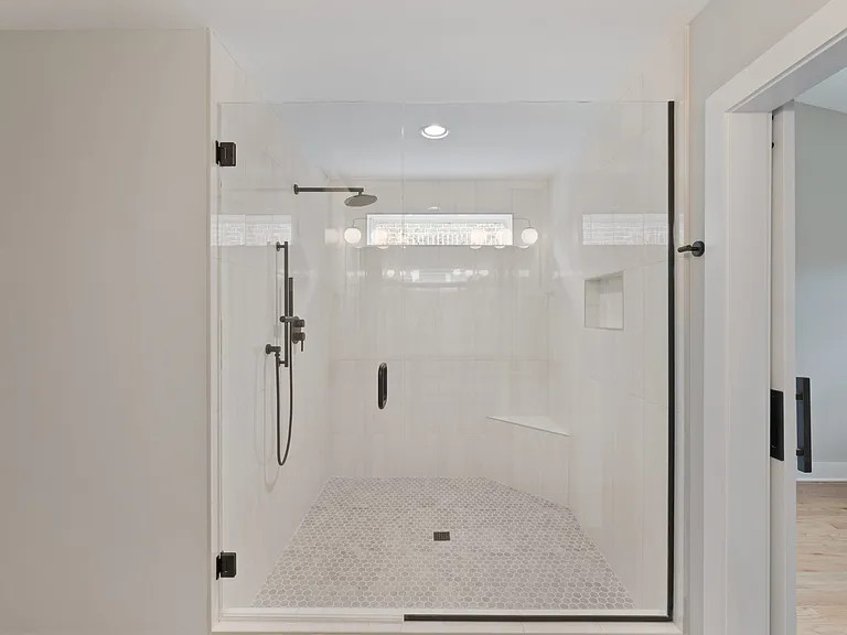 1810B Delta Ave — Photo 30