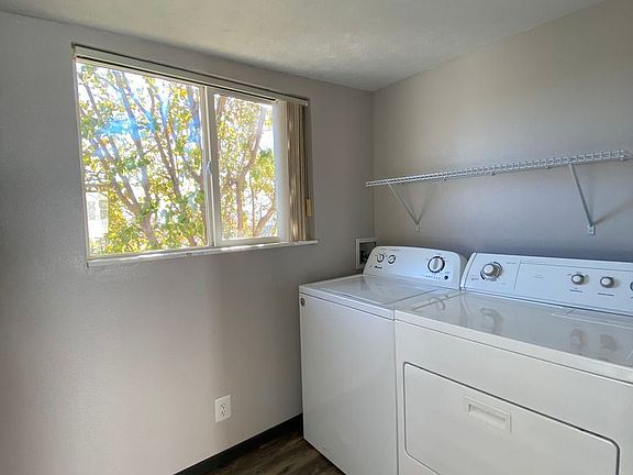 3rd image of 840 N Twin Lakes Dr Unit 241