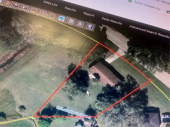 4032 N Edgewater Cir, Labelle, FL 33935