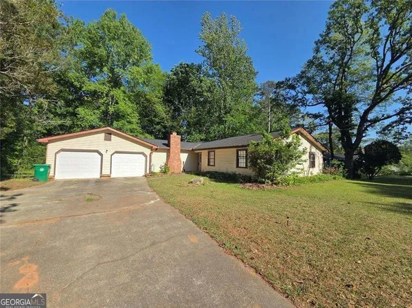 1045 Millard Rd, Stone Mountain, GA 30088