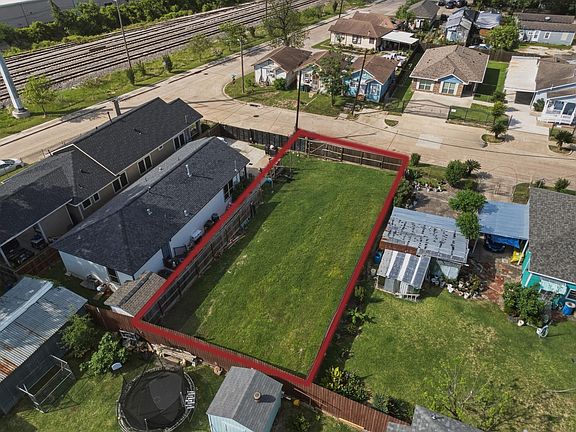 2nd image of 6610 Avenue S