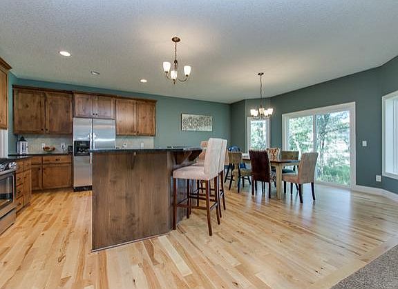 4th image of 3033 128th Ln NE