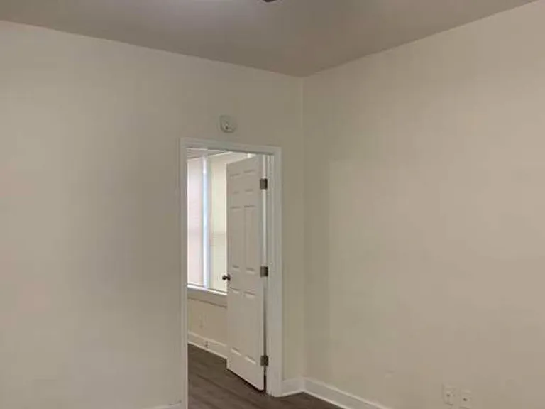 2115 Dumesnil St — Photo 7