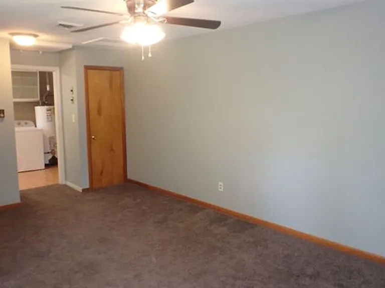 1503 W Ash St — Photo 30