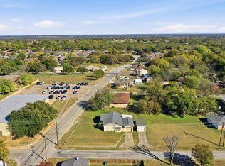 300 E 5th St, Springtown, TX 76082