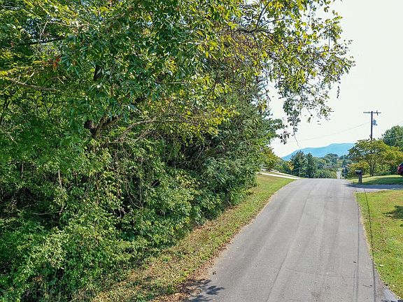 3rd image of Humphrey Dr Lot 86