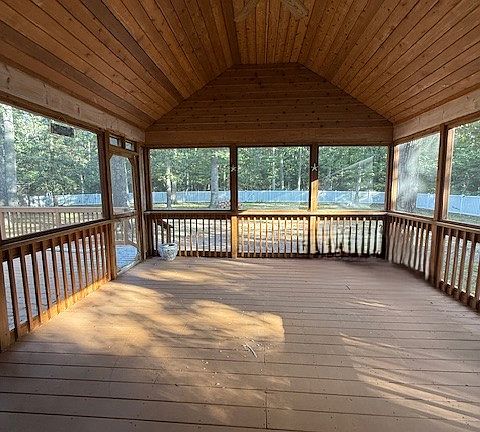 screened in porch