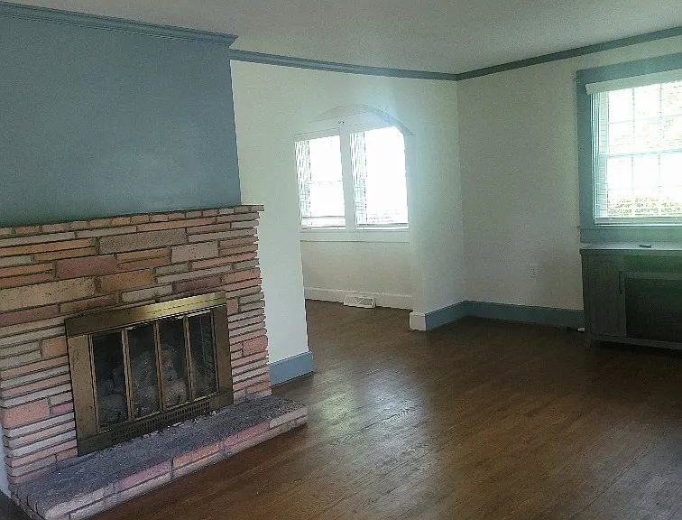 928 W Lydia Hwy — Photo 12