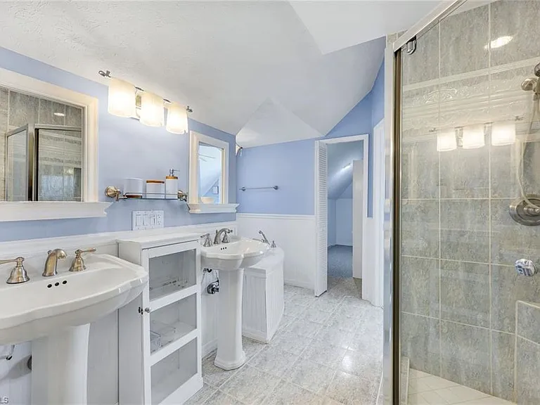 203 San Mateo Dr — Photo 13