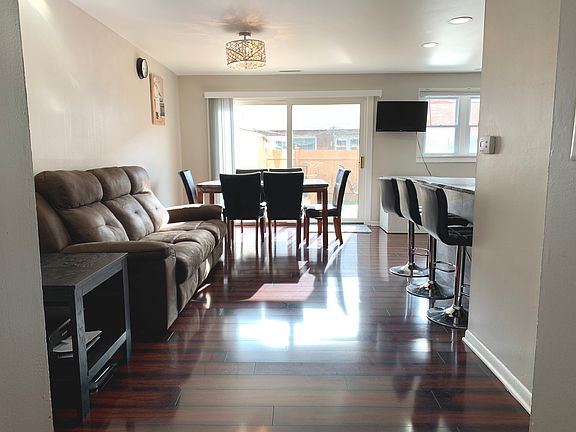 4th image of 7829 N Nordica Ave