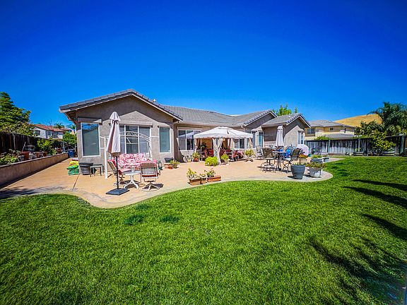 4th image of 5147 Noakes Ct