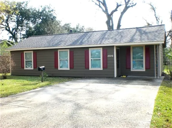 2326 Estate Dr, Deer Park, TX 77536